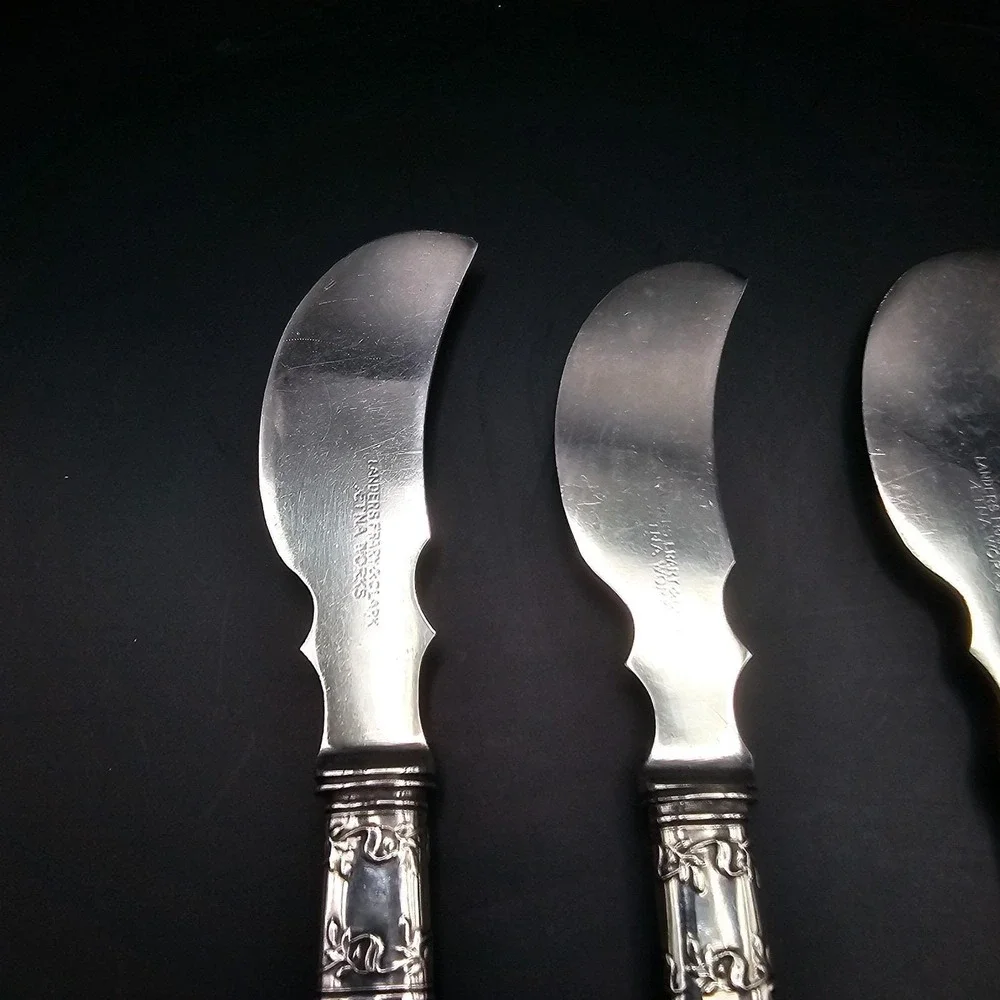 Vintage Landers Frary & Clark Sterling Silver Mother of Pearl Butter Knife Set 4